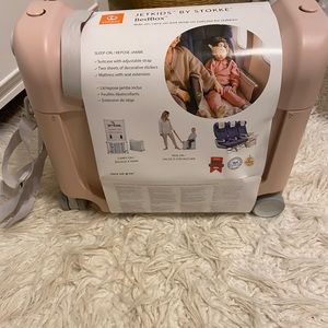 Jetkids by Stokke Bedbox! Never used!